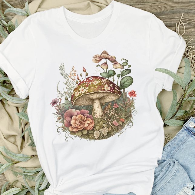 Blommigt Mushroom Women's T-Shirt (Skapare uppladdad)