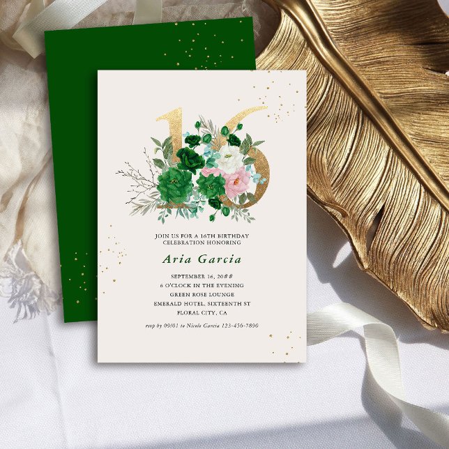 Blommigt nummer 16 Emerald Grönt 16:e Födelsedagsf Inbjudningar (Elegant 16th Birthday Invitation with emerald green and pale pink roses and gold number 16)