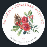 Blommigt och bär i bröllop under jul runt klistermärke<br><div class="desc">Redigerbar text-bröllopsmärkning eller kuvertförsegling med ett strålande modernt vattenfärgat traditionellt bouquet och rött typografiskt skript. Idealisk för vintern,  julens blommigt,  elegantens roliga tema bröllop. Anpassa den med bridens och gruppens namn och bröllop detaljer!</div>