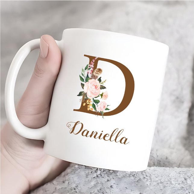 Blommigt Personlig Bridesmaid Brev D Gift Kaffemugg (Skapare uppladdad)