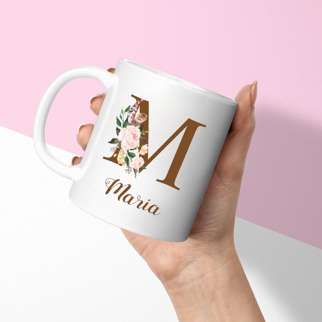 Blommigt Personlig Bridesmaid Brev M Gift Kaffemugg (Skapare uppladdad)