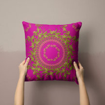Blommigt Pillow i Fuchsia