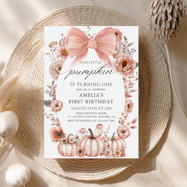 Blommigt Rosa Bow Little Pumpkin Birthday-inbjudan Inbjudningar (Skapare uppladdad)