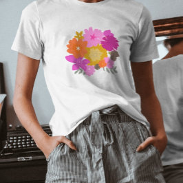 Blommigt rosa bunt söt trendig feminin  t shirt