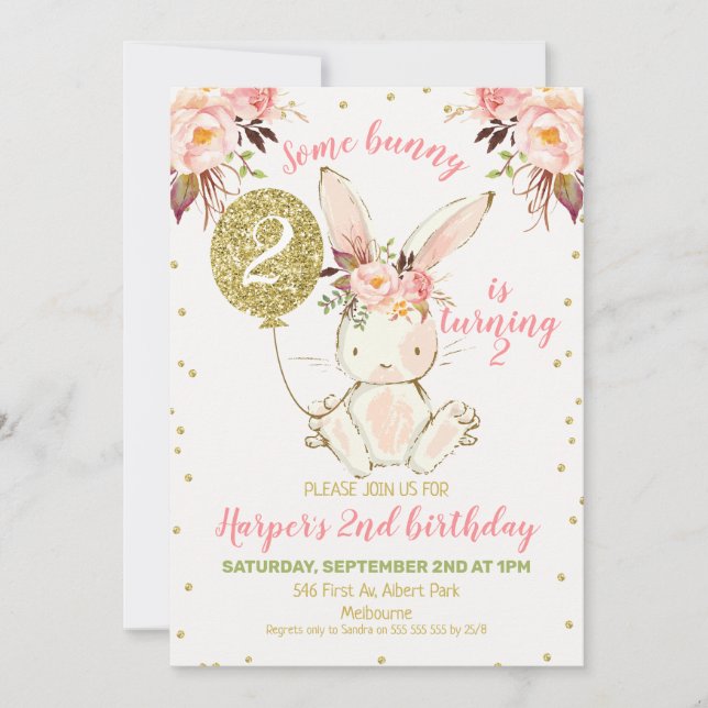 Blommigt Rosa Guld Bunny Birthday-inbjudan Inbjudningar (Framsida)
