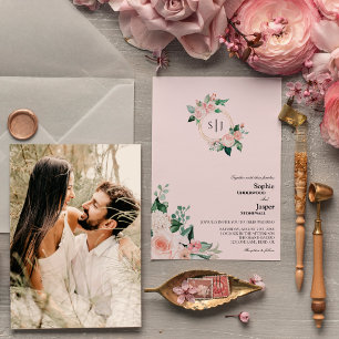 Blommigt Rosa Monogram Photo Bröllop Inbjudningar