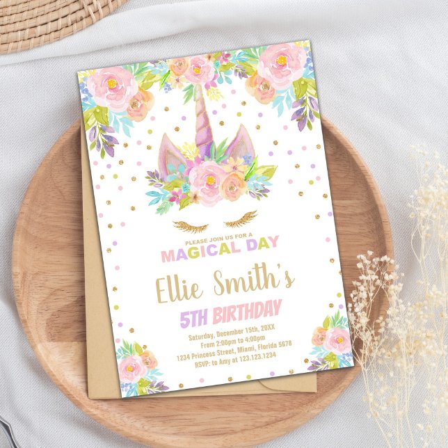 Blommigt Rosa Unicorn Birthday-inbjudan Inbjudningar (Floral Pink Unicorn Birthday Invitations)