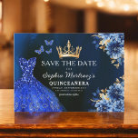 Blommigt Royal Blue Princess Birthday Quinceanera Spara Datumet<br><div class="desc">Fira i stil med inbjudan till Blommigt Rosa och Guld prinsessan Birthday Quinceañera. Den här eleganten har mjuka blommigtar i rosa parade med lyxfyllda accenter i guld, perfekt för ett vanligt och minnesvärt 15-årsfirande. Inbjudan är ett tecken på nåd och sofistikering, passande för prinsessan. Den känsliga blommigten och skuggningen av...</div>