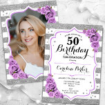 Blommigt Silver White Lila Photo 50:e födelsedagen Inbjudningar<br><div class="desc">Elegant, blommigt, feminin 50-årsinbjudan med ditt foto på baksidan av kortet. Glam White, lavender lila design med faux glitter silver. Funktioner rand, lila ro, skriptteckensnitt och kontur. Perfekt för en snyggt vuxen under firande party. Anpassa med dina egna detaljer. Kan anpassas för vilken ålder som helst! Skrivna Zazzle-inbjudningar eller digital...</div>