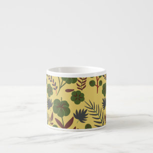 Blommigt sömlösa blommor och fjärilar från mönster espressomugg