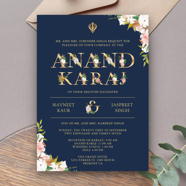 Blommigt Typography Navy Anand Karaj Sikh Bröllop Inbjudningar (Skapare uppladdad)