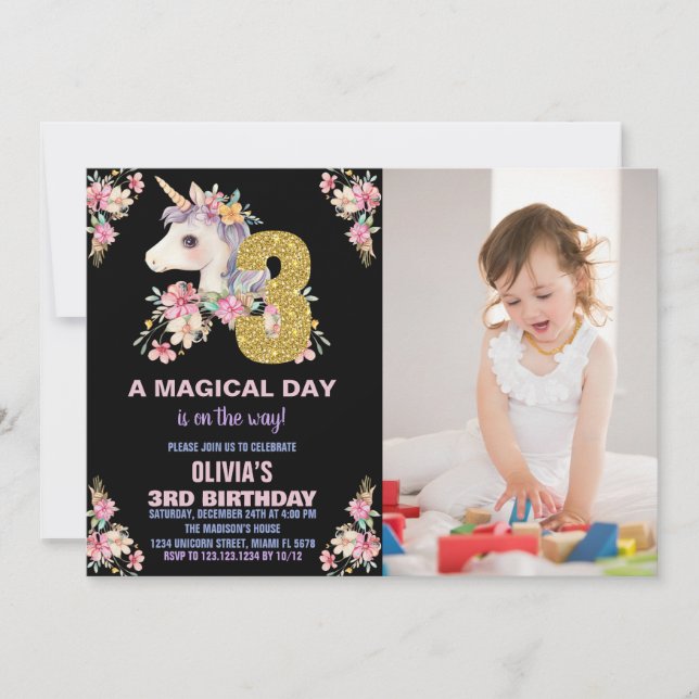 Blommigt Unicorn Birthday Inbjudan Glitter fotot (Framsida)