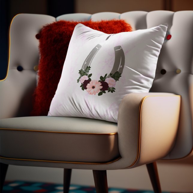 Blommigt Western Horseshoe Quinceanera Kudde (Skapare uppladdad)