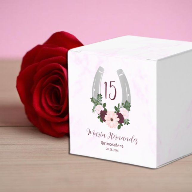 Blommigt Western Horseshoe Quinceanera Presentaskar (Skapare uppladdad)