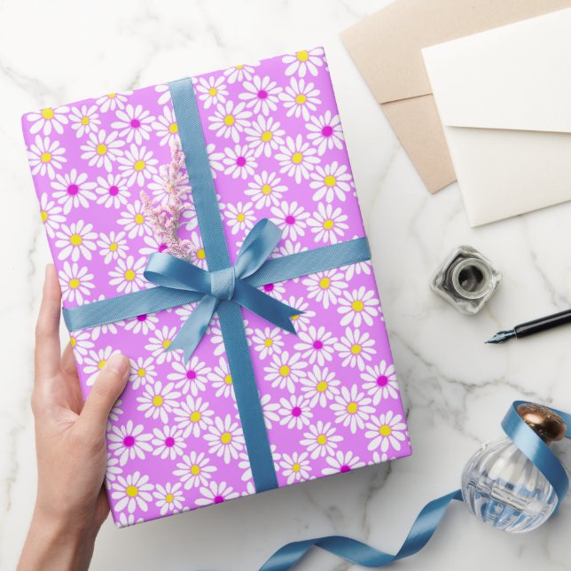 Blommigtar för Retro-Daisy på Rosa Wrapping Papper Presentpapper (Gifting)