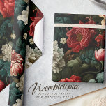 Blommigtar för vintage i Red & Cream Decoupage Presentpapper<br><div class="desc">Lägg till en aning antika grandeur till din festsäsong med våra Blommigtar för Vintage i Red and Cream Decoupage Wrapping Papper, Set mot en mörk, vintage bakdroppe, den pulserande rött- och krämblomningen skapar en fantastisk kontrast, perfekt för sofistikerad presentomslagning eller komplicerade dekorationsdekorationer. Den här papperets palett för rik och tidlös...</div>