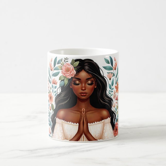 Blommigten African American Woman Praying Kaffemugg (Center)