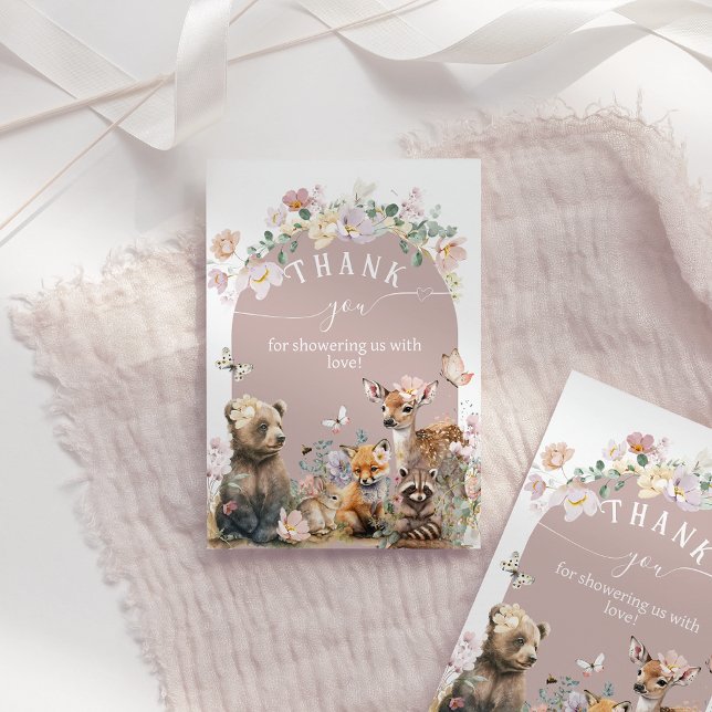 Blommigten Baby Shower (Babykläder) för trädsdjur Tack Kort (Skapare uppladdad)