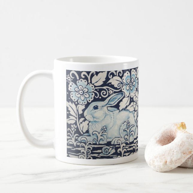 Blommigten Blue & White Rabbit Painting Woodland S Kaffemugg (Med munk)