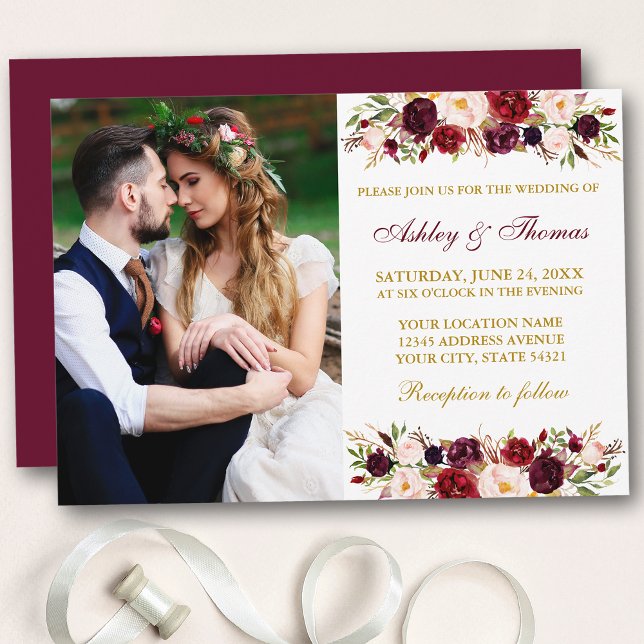 Blommigten Burgundy Guld Photo Bröllop Inbjudningar (Customize to change text color, style, add text & photos to back or change color of back of card.)