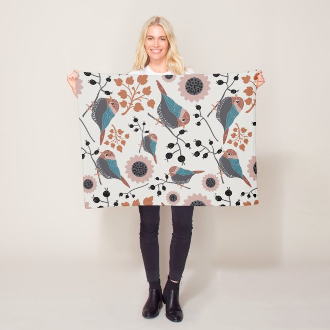 Blommigten Chickadee Bird and Berry Mönster Fleecefilt (På plats)