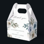 Blommigten Dusty Blue Bröllop Elegant Skript Rusti Presentaskar<br><div class="desc">Elegant,  dammig blått blommigt bröllop anpassningsbar-ruta</div>