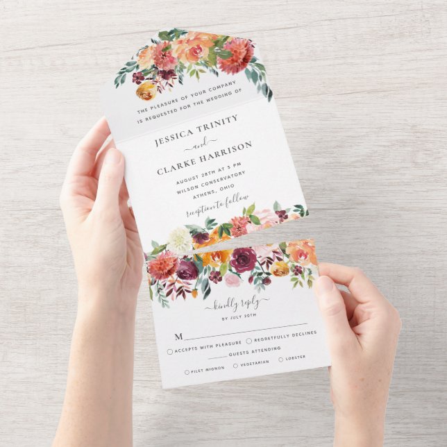 Blommigten elegant hösten alla i en bröllopsinbjud (Avrivbar del)