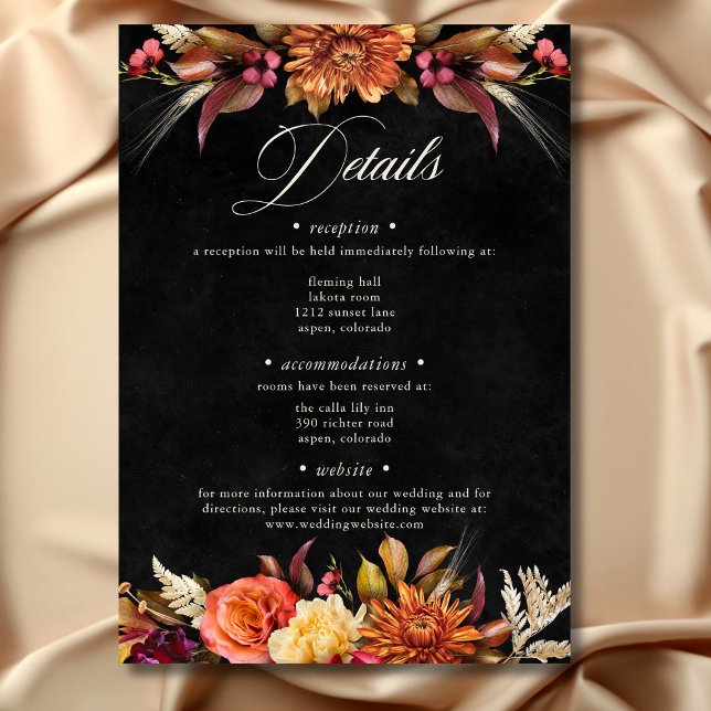 Blommigten elegant i Svart Vibrant Boho  Bröllop Tilläggskort (Elegant Black Vibrant Boho Floral Script Wedding Enclosure Card)