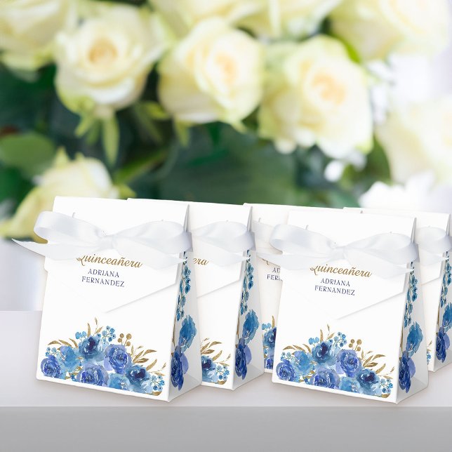 Blommigten för Personligen Ro och Guld Löv Presentaskar (Blue rose floral favor boxes from my Rose and Gold Leaf quinceanera collection)