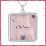 Blommigten Modern Rosa Guld Watercolor Silverpläterat Halsband<br><div class="desc">Lägg till ditt namn till det vackra ro guld-halsbandet med vattenfärgade blommigtar.</div>