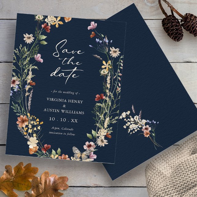 Blommigten Spara datum för marin blå tur Spara Datumet (Navy Blue Wildflower Floral Boho Floral Save The Date with Butterfly by Painted Paperie
)