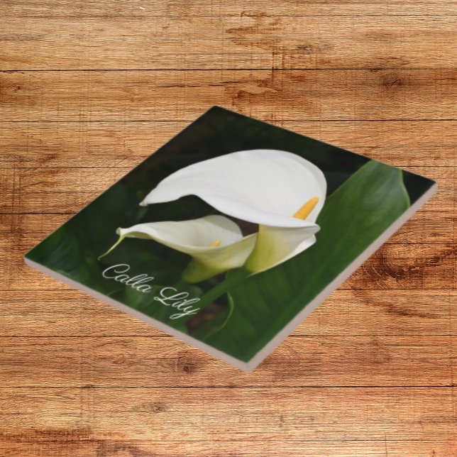 Blommigten Two White Calla Lilies Kakelplatta (In Situ)