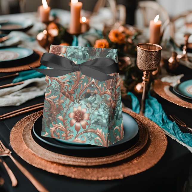 Blommönster av kopparturkos presentaskar (Skapare uppladdad)