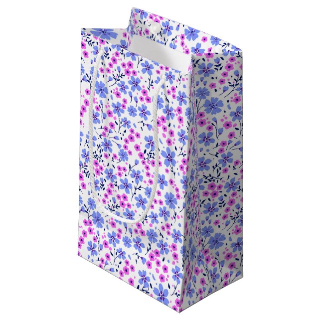 Blommönster av söt vit rosa (Framsidan Vinklad)
