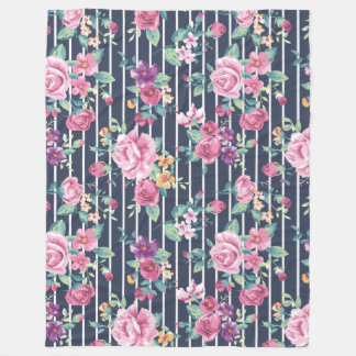 Blommönster om Rand Ro Foliage Rosa Lila Fleecefilt