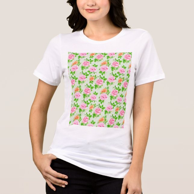 Blommönster Rosa Rosor T Shirt (Framsida)