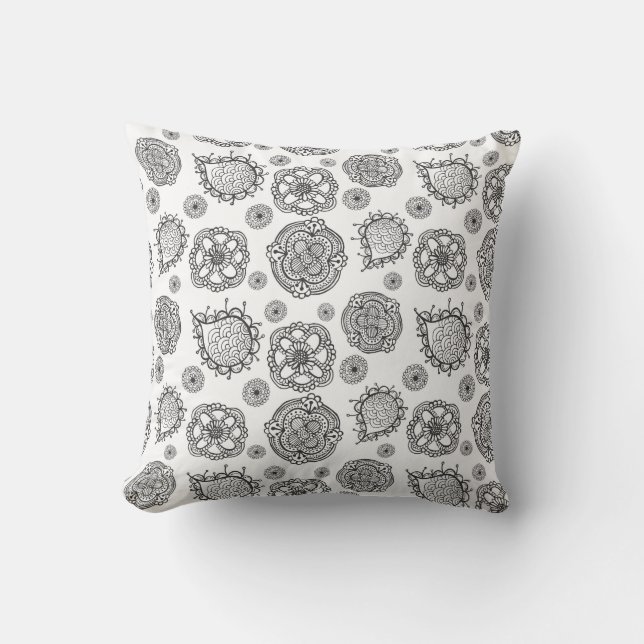 Blommönstret Cushion Modern Black & White Doodle Kudde (Framsida)