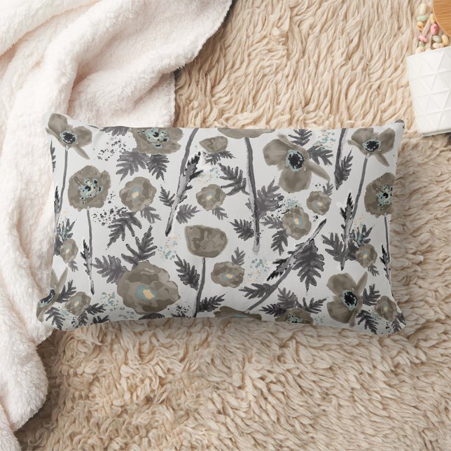 Blommönstret Filmvattenfärg Lumbarkudde (Poppies Watercolor Floral Pattern Lumbar Pillow
 from Studio Posies.)