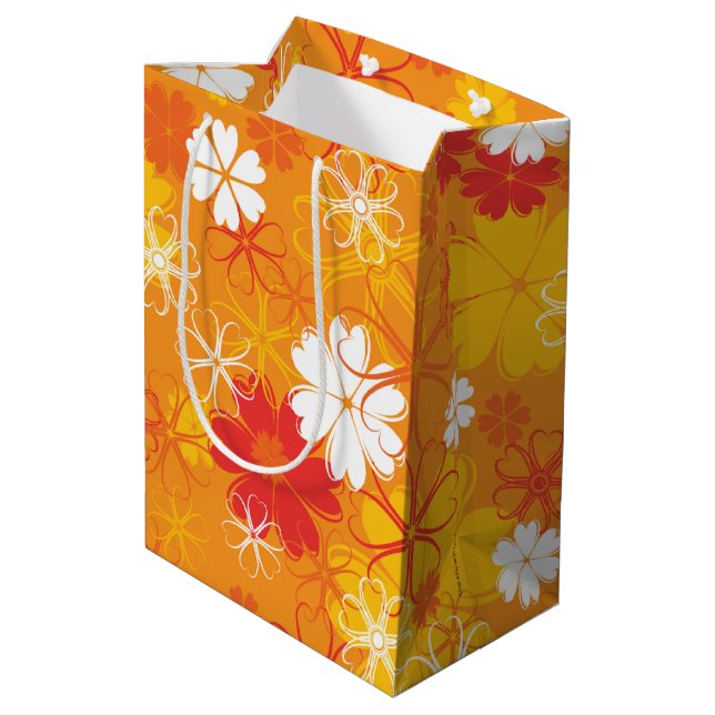 Blommönstret för illustration av Daisy i färgen Cu (Baksidan Vinklad)