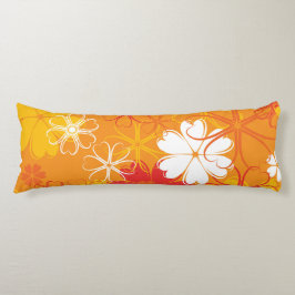 Blommönstret för illustration av Daisy i färgen Cu Kroppskudde