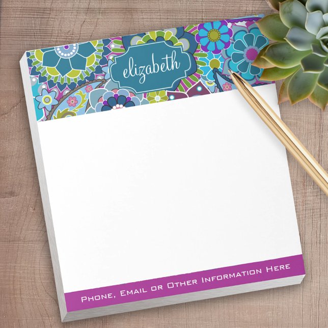 Blommönstret funky med eget namn anteckningsblock (Personalized notepad - great for a gift or your home office)