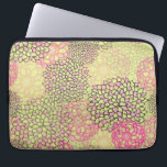 Blommönstret Modern Trendig Laptop Sleeve<br><div class="desc">Ett modernt kvinnligt blommönster i rosans och ljust grönt nyanser.</div>