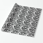 Blommönstret Monogram C Initial Black and White Presentpapper<br><div class="desc">Papper omslutning av det första svarta och vita Blommönstret i Monogram C kan anpassas med en bild,  namn,  text,  logotyp eller bild. Byt vit bakgrund till en blå nyans,  grönt,  gult,  orange,  rosa,  röd,  brun och lila. Underbar för att stänga jul-,  födelsedag-,  babydusch- eller bröllopsgåvor.</div>
