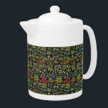 Blommönstret William Morris Vintage Flowers<br><div class="desc">William Morris Vintage Flowers Blommönster Tekanna - Den bild som dekorerar denna produkt var designad av John Dearle (1859-1932) för Morris & Co. Dearle var en begåvad designer som började som lärling under William Morris (1834-1896) och senare ro till chefspositionen för textildesigner En del av företagets vackraste textilier skapades under...</div>
