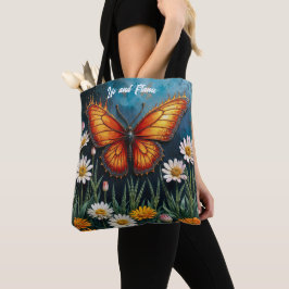 Blommor av fjärilstampi med levande orange insekt tygkasse