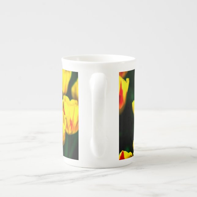 Blommor av gult benporslin mugg (Baksidan)