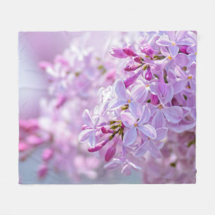 Blommor av rosa fleecefilt