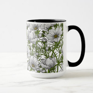 Blommor av vitkosmos mugg