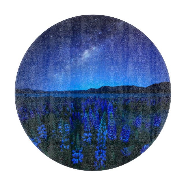 Blommor | Blodvallning vid Natten Sjö Tekapo (Framsidan)