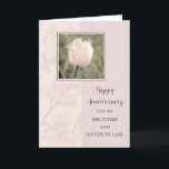 Blommor Brother och syster i advokatfirandet Kort<br><div class="desc">Lycklig bröllop-jubileumskort för bror och syster i juridik med söt rosa-tulpaner och hjärtlig vers.</div>